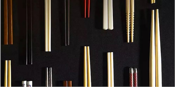 the appearance of chopsticks